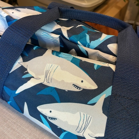 Boys Dufflebag - Sharks - Picture 4 of 4